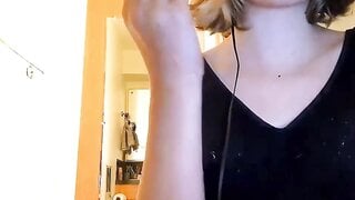 Lia Plays SPICY Omegle Game (2020)