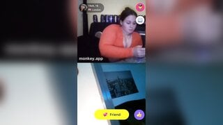 White uk chick shows vids and tits