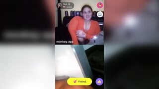White uk chick shows vids and tits