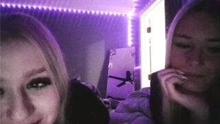 2 girls on ome.tv