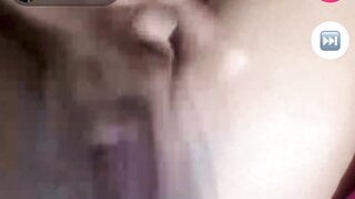 Fit girl masturbating on monkey app