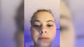 Cute 18Yo Plays