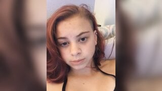 Cute 18Yo Plays