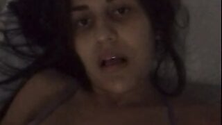 Beautiful Girl from Brazil play with me