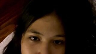 Filipina shows her tits on ometv