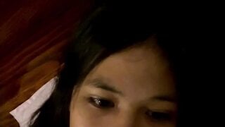 Filipina shows her tits on ometv