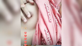 Girl help me showing her little boobs ometv