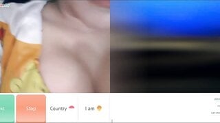Indonesian Slut Show in Ometv