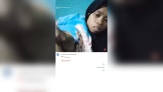 Indonesian girl showing boobs