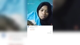 Indonesian girl showing boobs