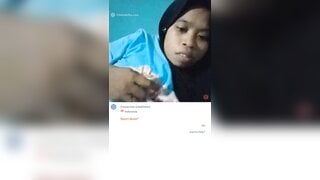 Indonesian girl showing boobs