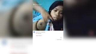 Indonesian girl showing boobs