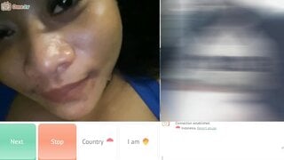 Hot Indonesia Slut show Boobs
