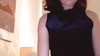 Lia Plays SPICY Omegle Game (2016)