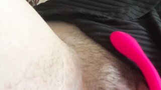 Creamy milf can’t stop fucking her self with a vibrata