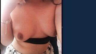 Omchater Latina Lesbian Masturbates