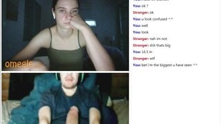 Blue eyes teen cutiie flashes tits