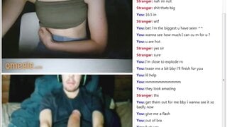 Blue eyes teen cutiie flashes tits