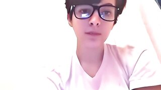Rose Plays SPICY Omegle Game (2016)