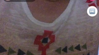 Girl helps by showing her lovely boobs on Monkey app