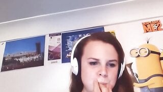 Amber Plays SPICY Omegle Game (2013)