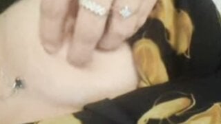Married Russian milf wants to play