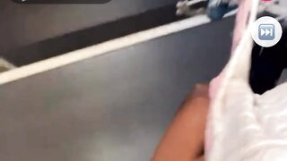 Laggy ebony shows off her saggy tits