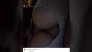 Chica argentina muestra sus tetas grandes | Argentinian girl shows big tits