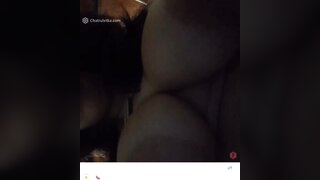 Chica argentina muestra sus tetas grandes | Argentinian girl shows big tits