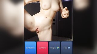 Beautiful Russian body masturbate