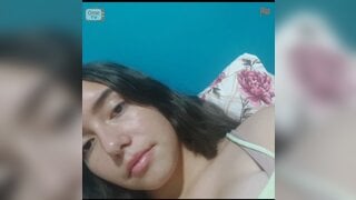 teen girl show boobs and pussy in ometv