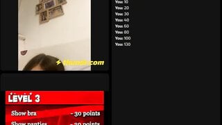 Chubby Girl plays OmegleGame