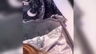 Girl on Omegle rubbing clit