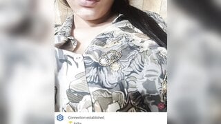 Horny Indian girl flash boobs