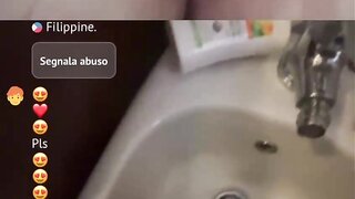 Philipinean girl masturbate