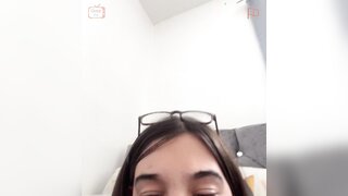 Girl with big tits finally cums from her makeup brush