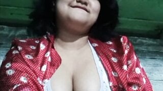 Fat Pinay Show Tits on OmeTV