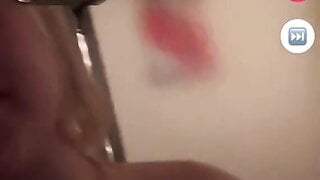 19yo Flashes Her Lovely Boob
