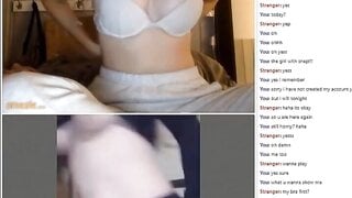 Omchater Omegle Hot Lesbian Masturbates (2019)