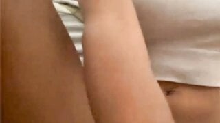 Teen latina