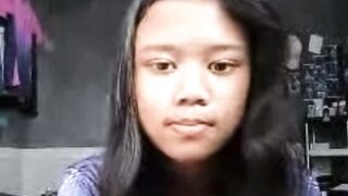 indonesian teen girl flash me her tits on ometv