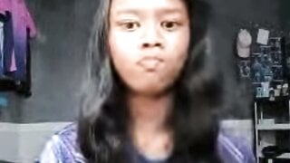 indonesian teen girl flash me her tits on ometv