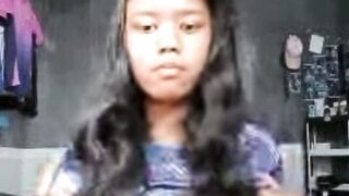indonesian teen girl flash me her tits on ometv