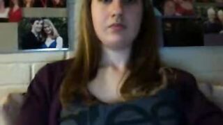 Girls Flashes And Plays On Omegle