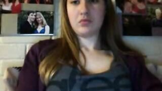 Girls Flashes And Plays On Omegle