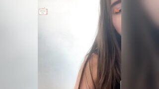 Turkish girl shows her tits in ometv