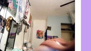 Hipster cums with hairbrush [with sound]