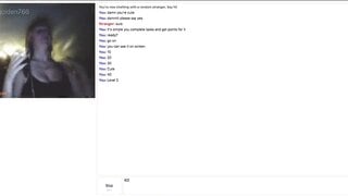 Blonde Cutie Plays the Game