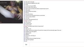 Blonde Cutie Plays the Game