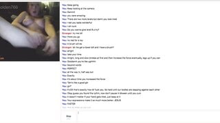 Blonde Cutie Plays the Game